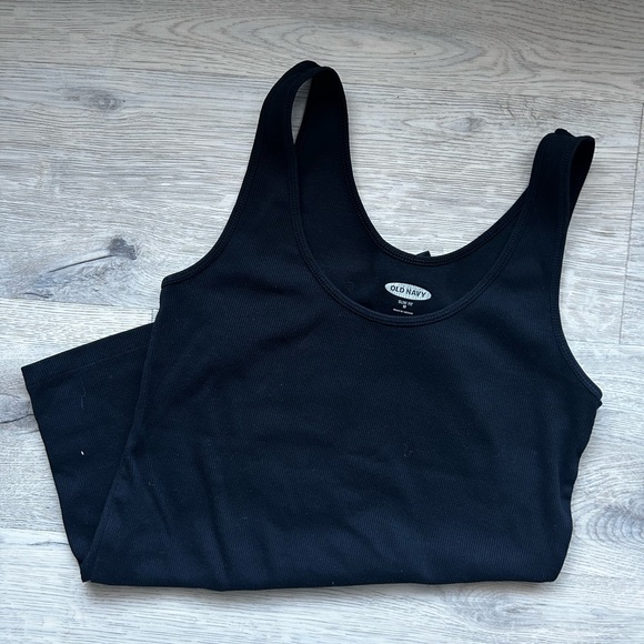 Slim Fit Tank Top - Picture 3 of 4